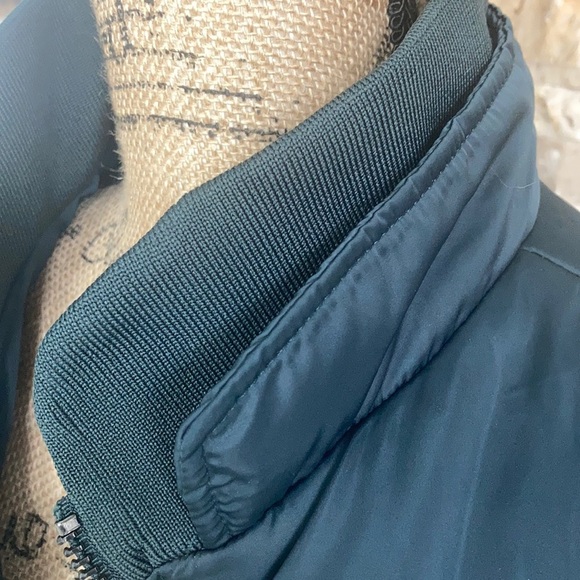 Vigoss blue almost an emerald green puffer jacket winter with zip closure - Picture 11 of 16